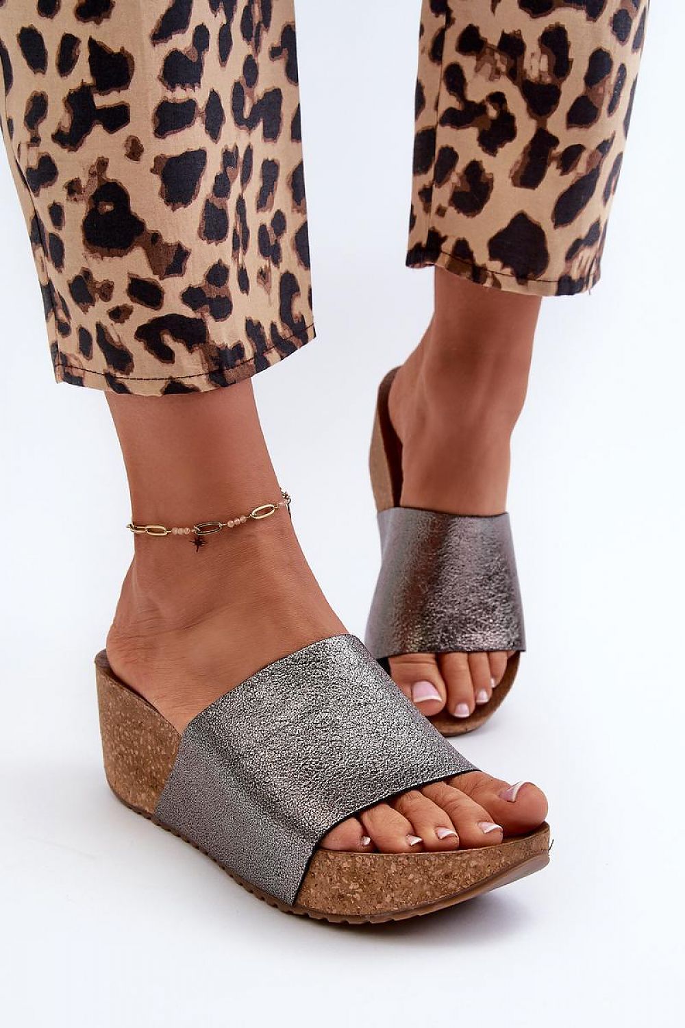 slippers model 197644 Step in style