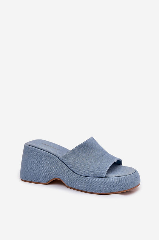 slippers model 210171 Step in style