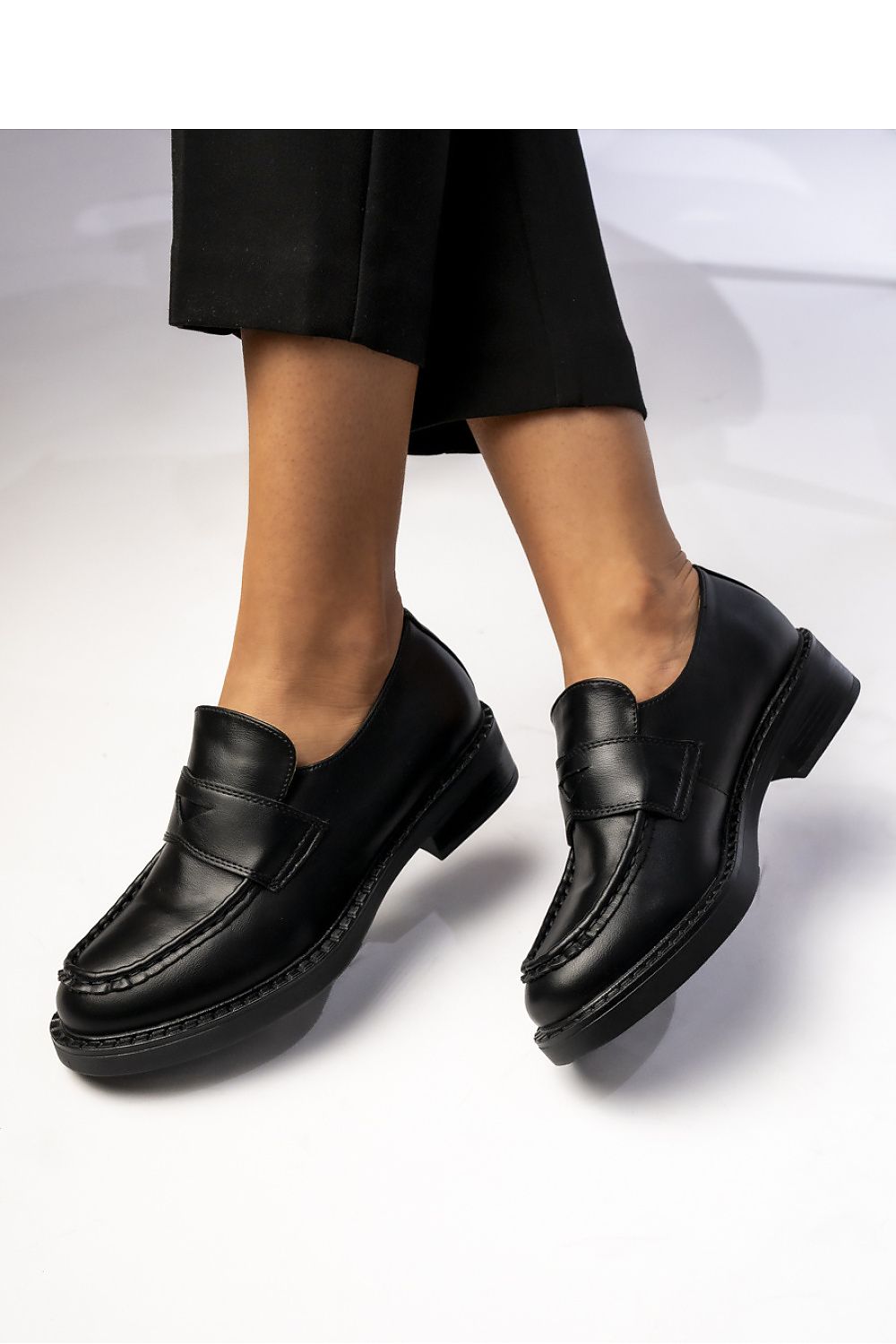 Moccassins model 210358 Inello