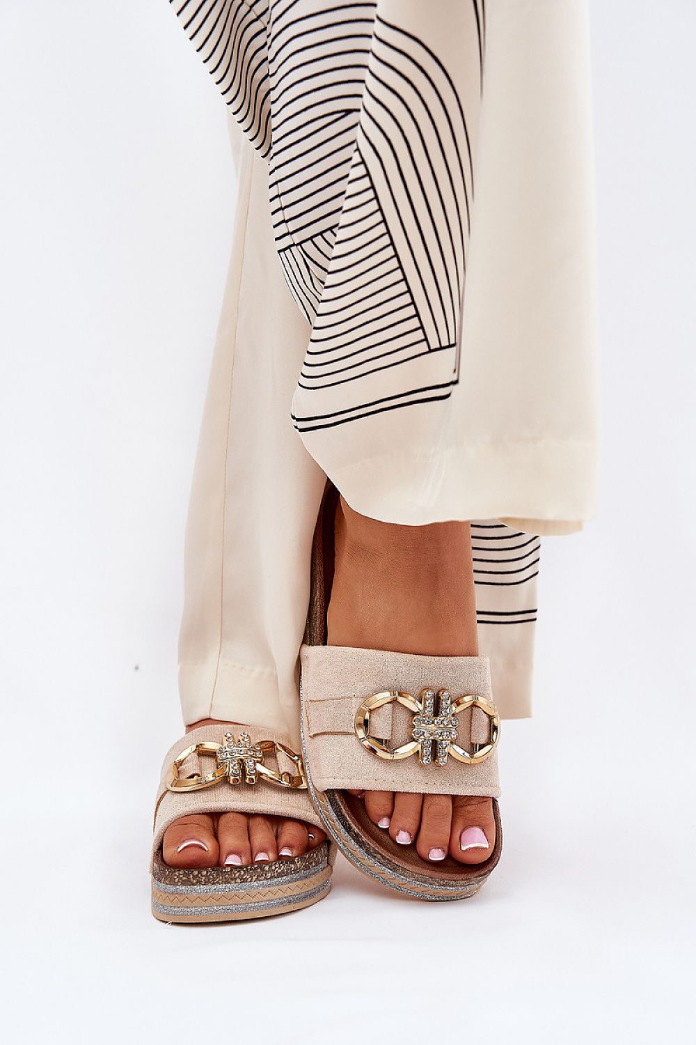 slippers model 210752 Step in style
