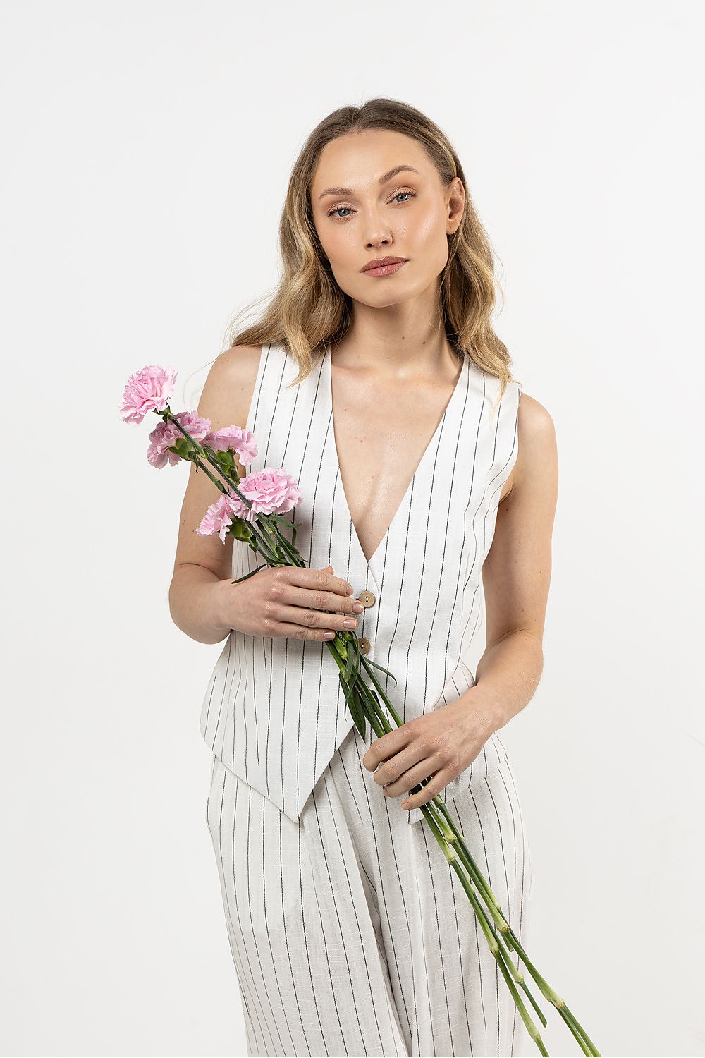 vest model 212180 awama