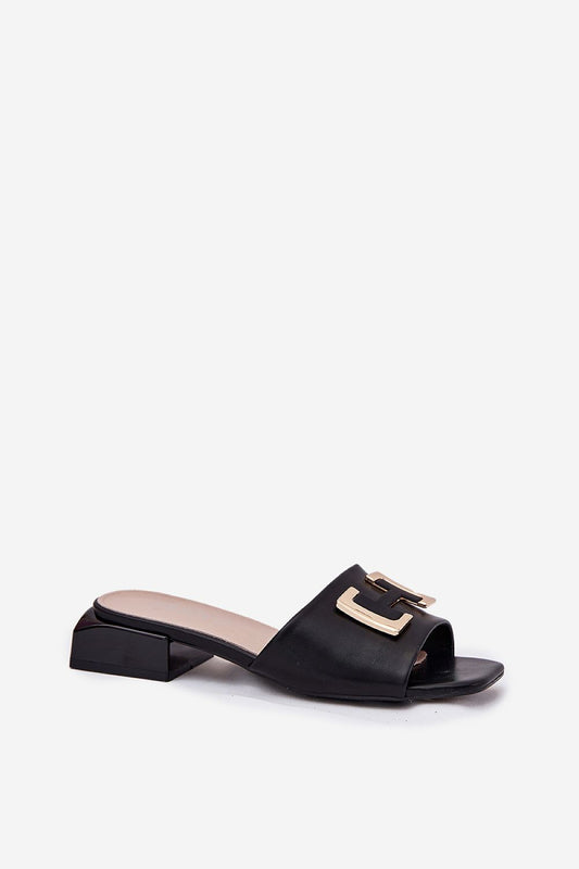 slippers model 215983 Step in style