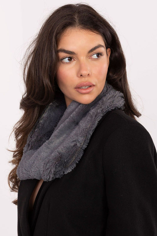 Loop Shawl model 219612 AT