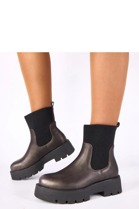 Laarsjes model 222343 Solea