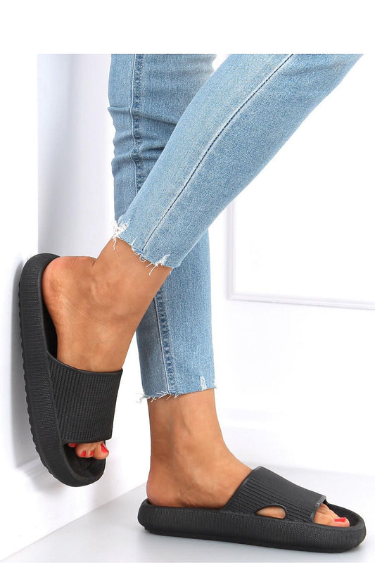 slippers model 162812 Inello