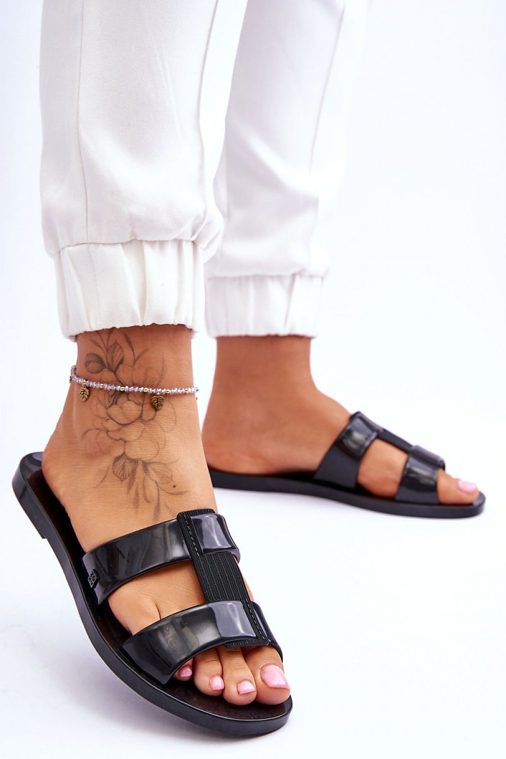 slippers model 178355 Step in style