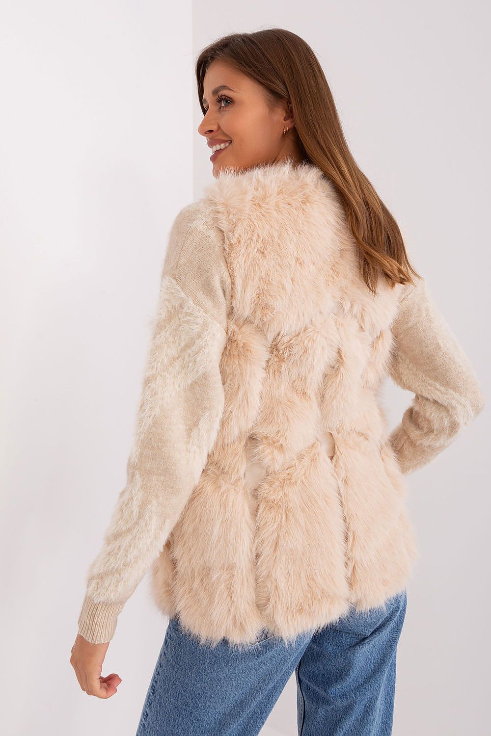  vest model 187534 AT 