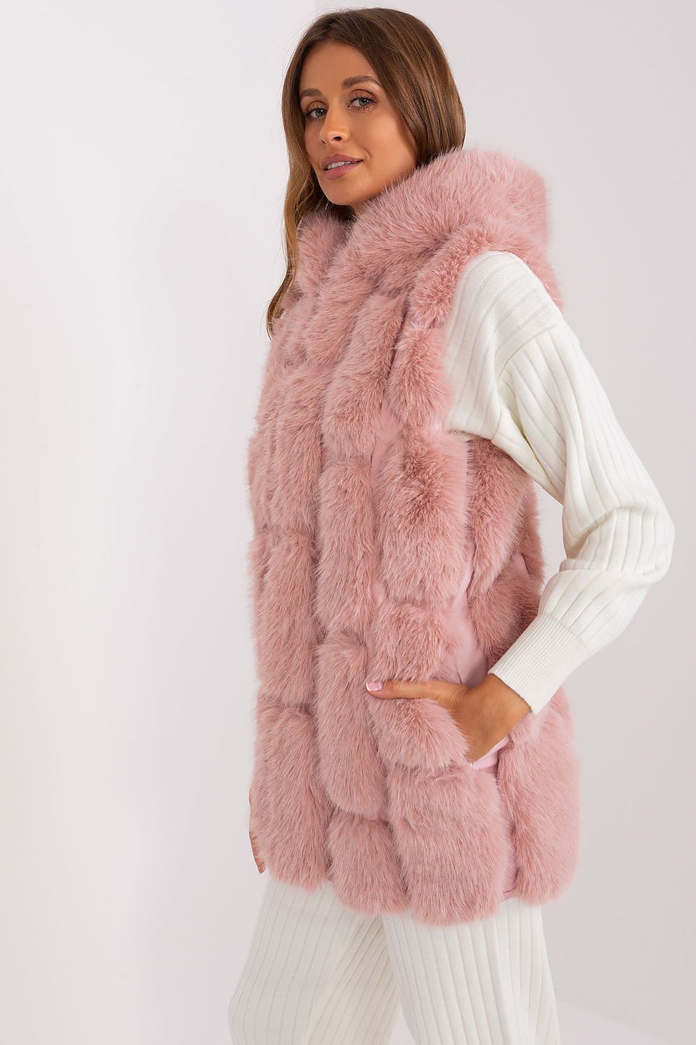  vest model 187594 AT 
