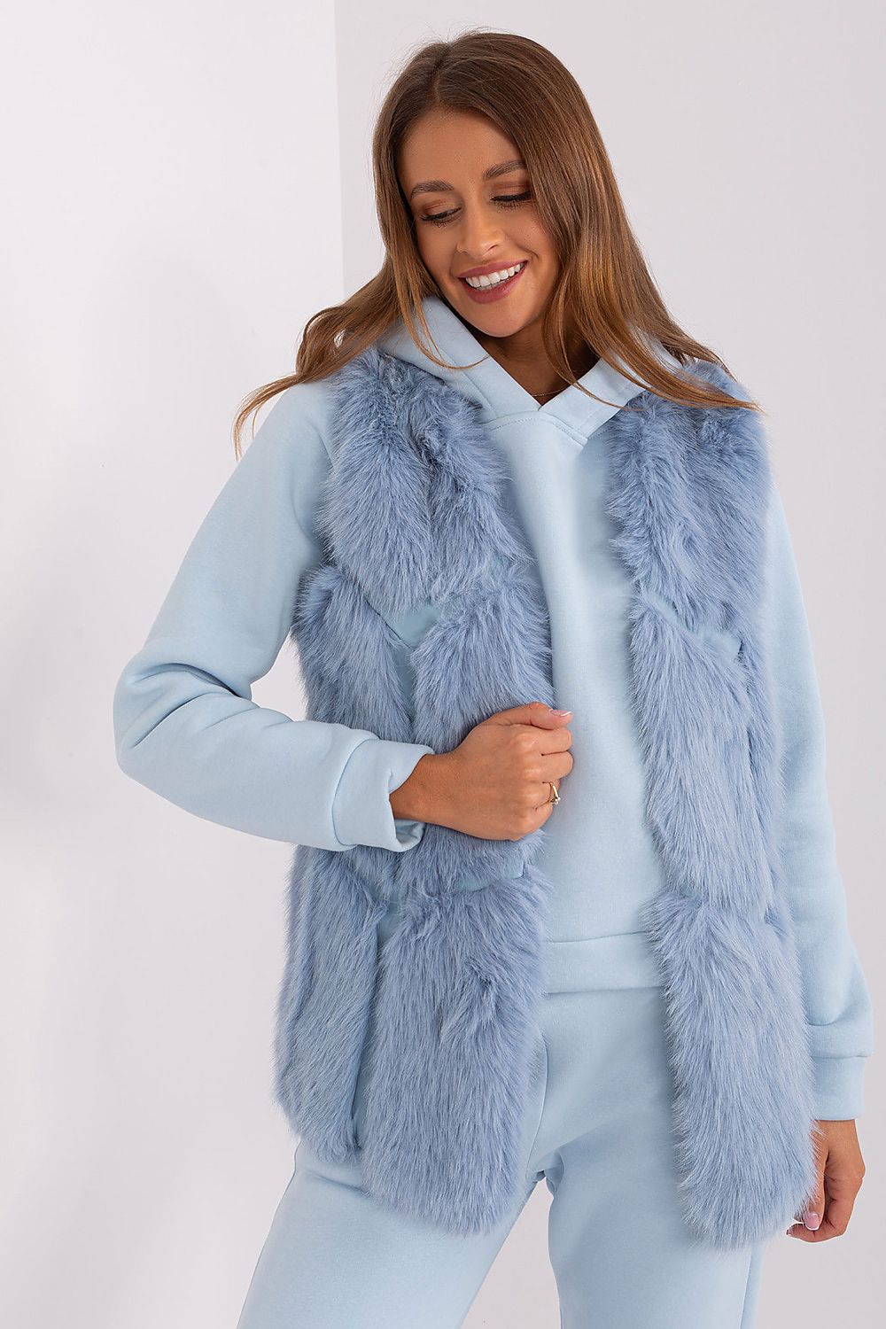  vest model 187537 AT 
