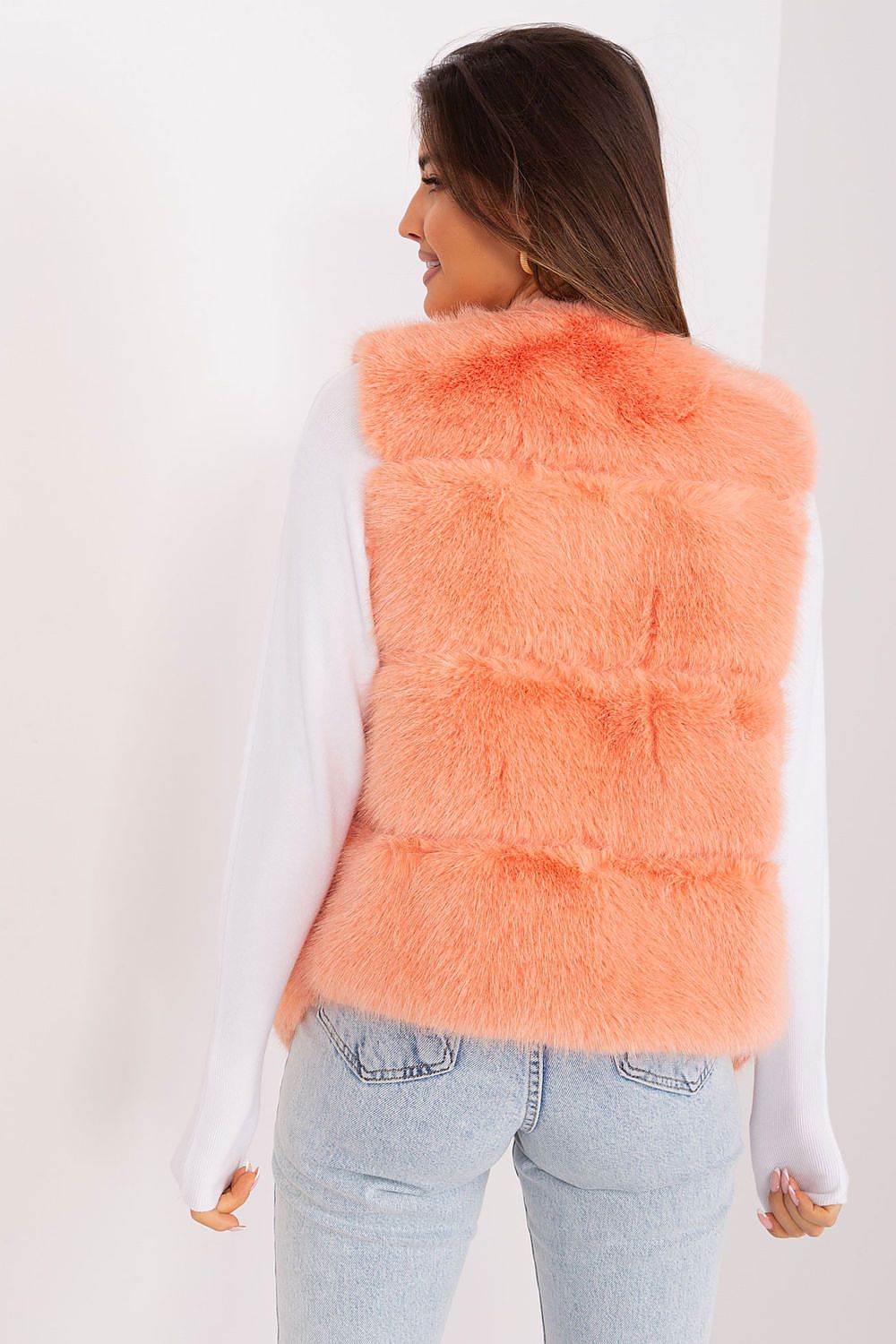  vest model 187739 AT 