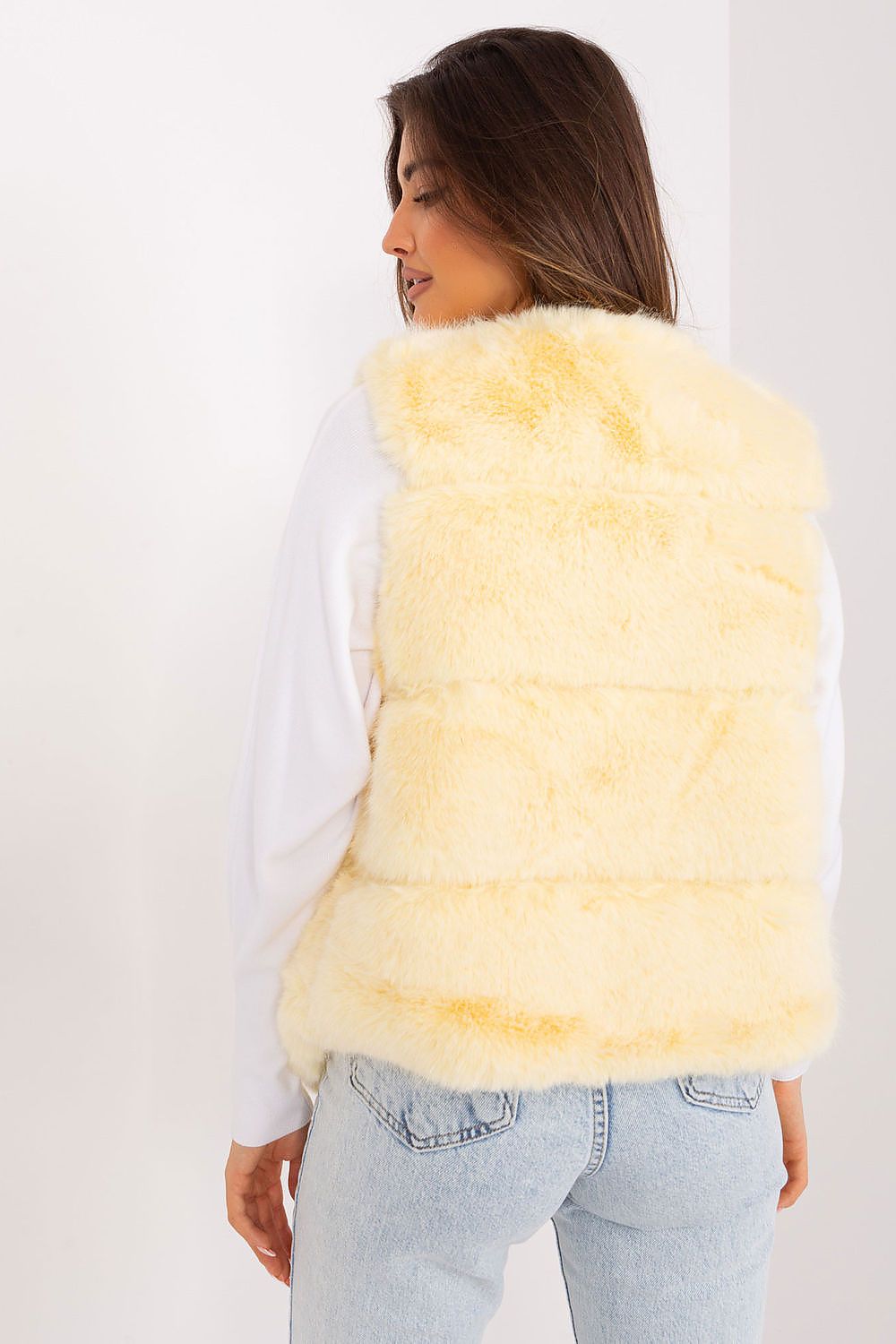  vest model 187741 AT 