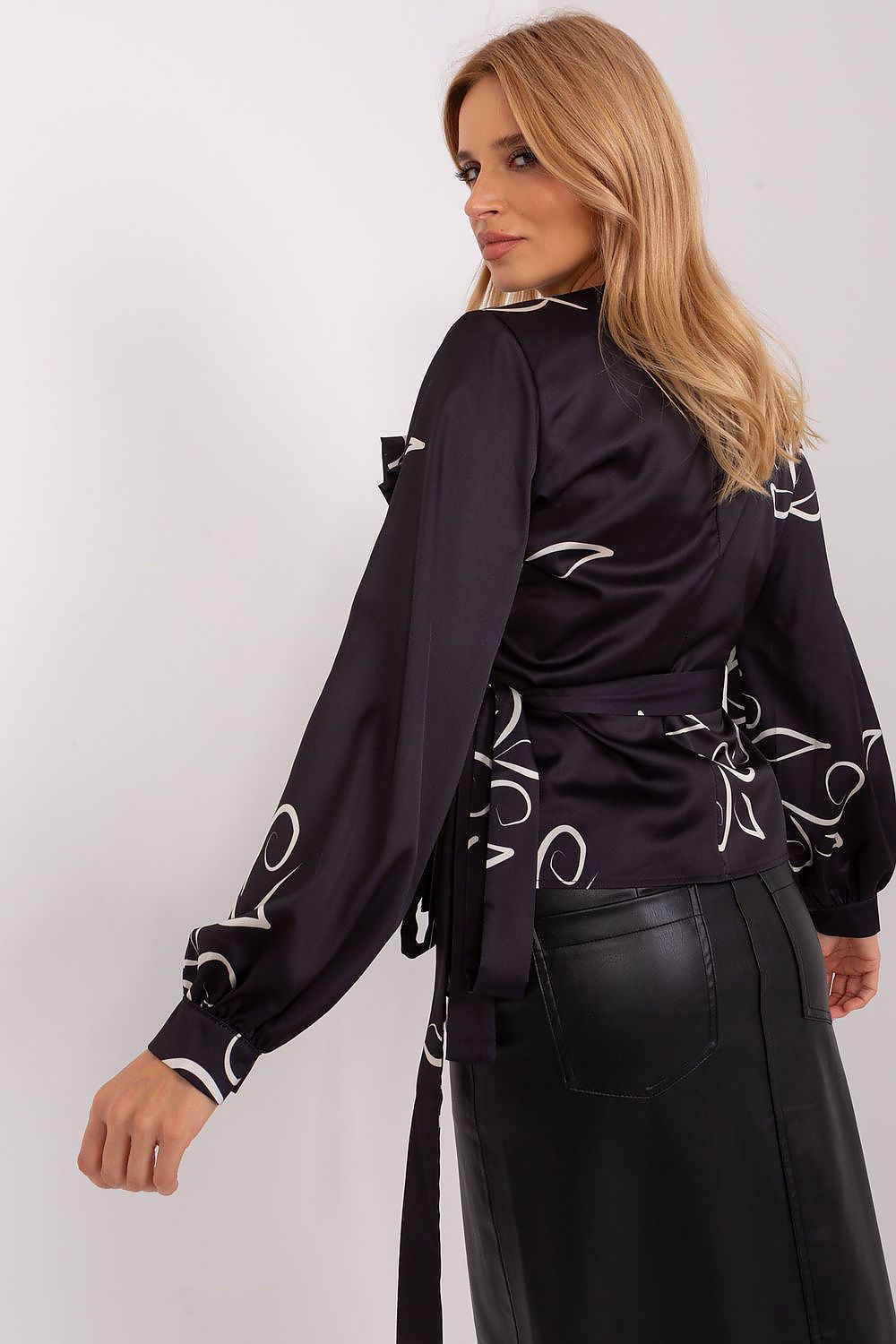  blouse model 188812 Lakerta 