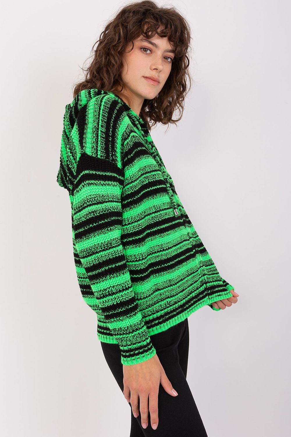  cardigan model 190767 Badu 