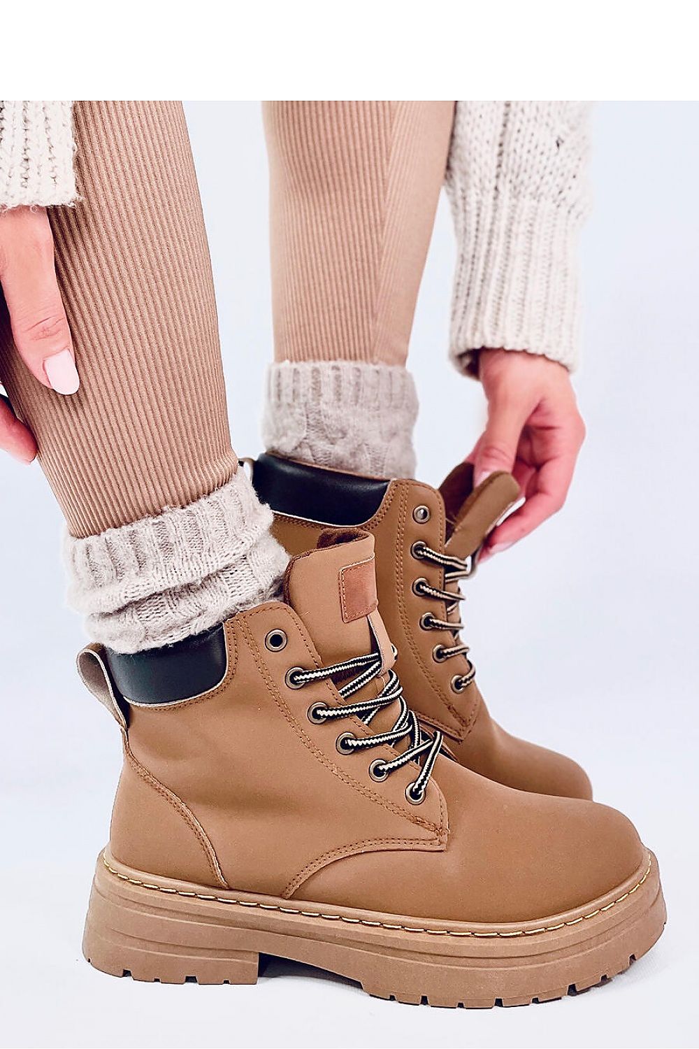  Zware bottines model 190809 Inello 