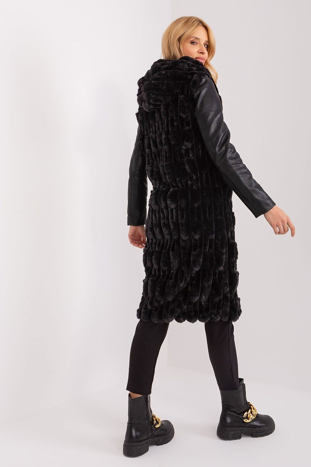  vest model 190866 AT 