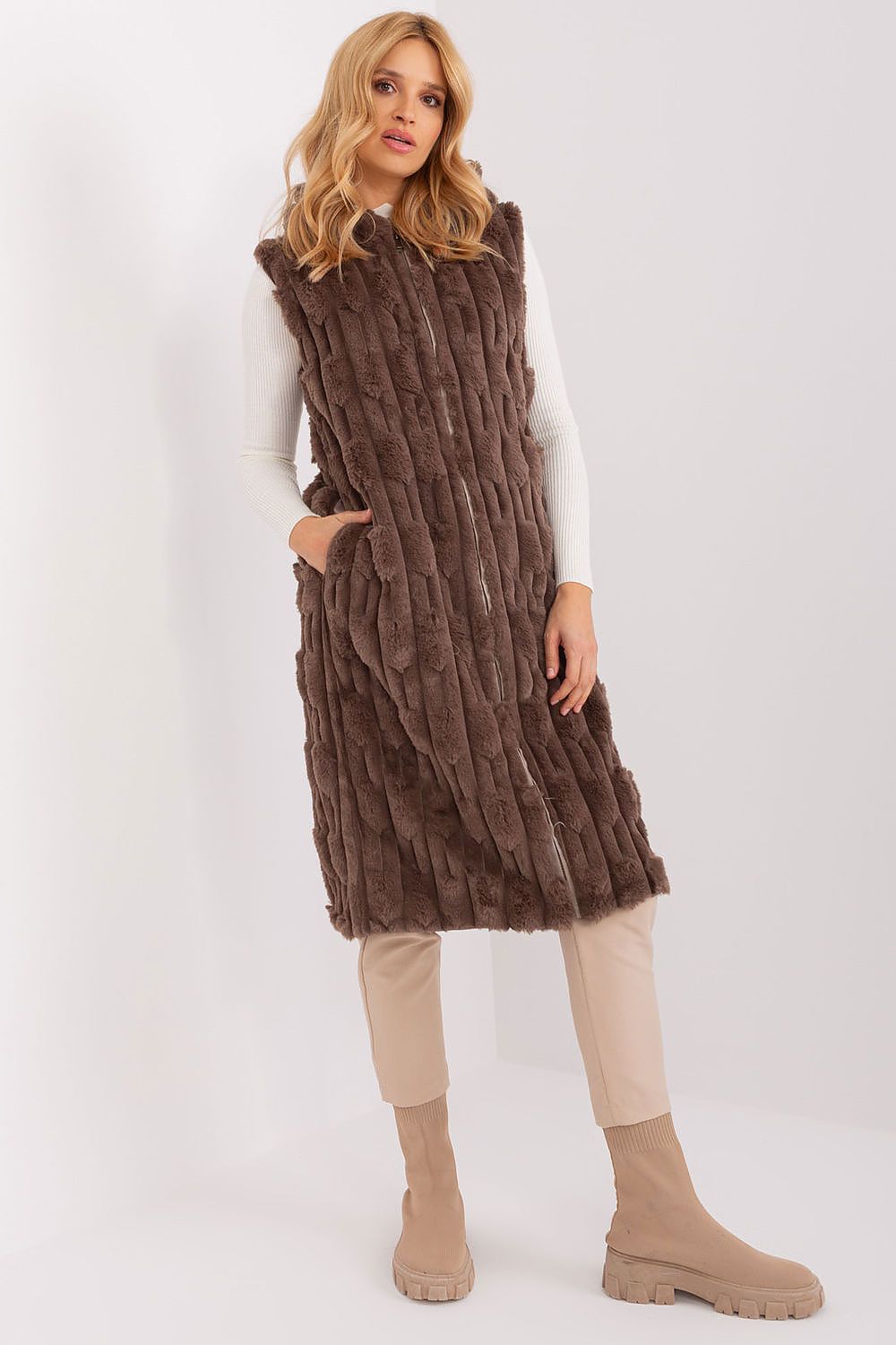  vest model 190868 AT 