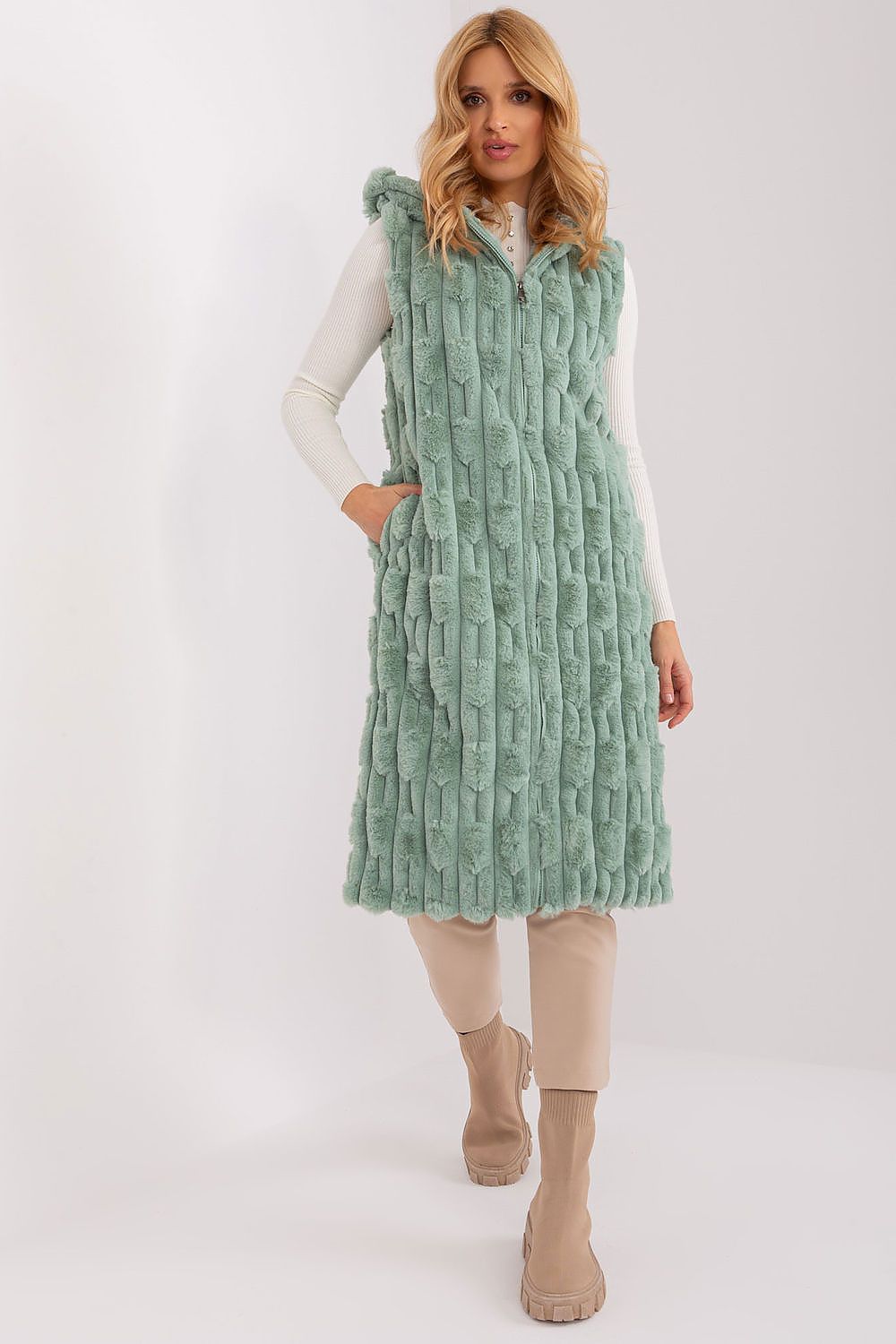 vest model 190869 AT 
