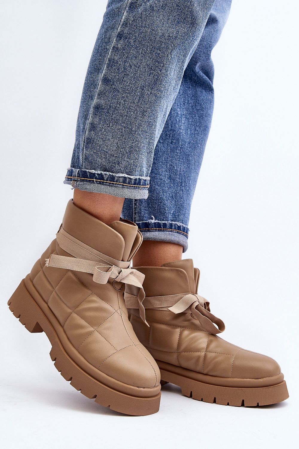  Laarsjes model 191188 Step in style 