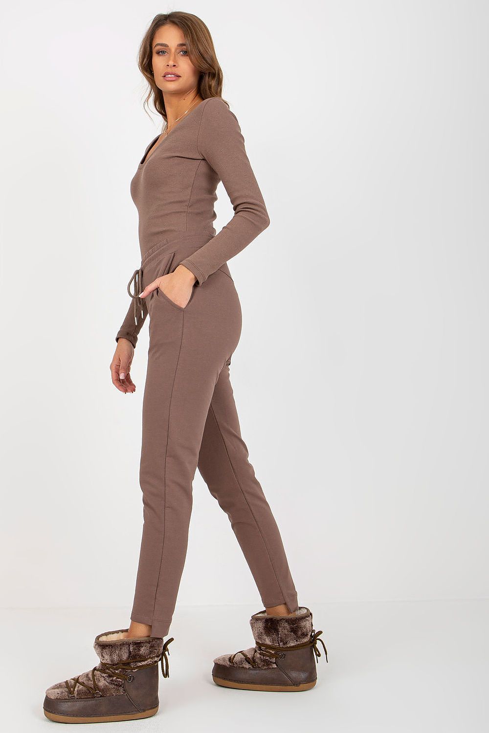  trainingsbroek model 191231 Relevance 