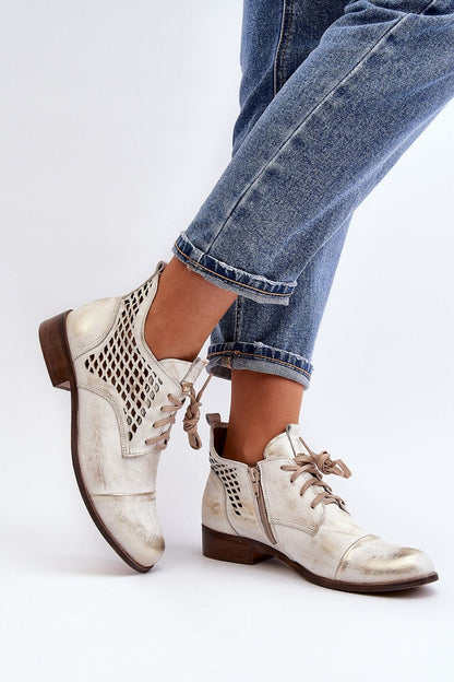  Laarsjes model 191864 Step in style 