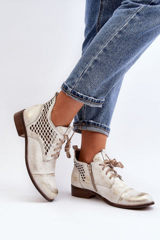  Laarsjes model 191864 Step in style 