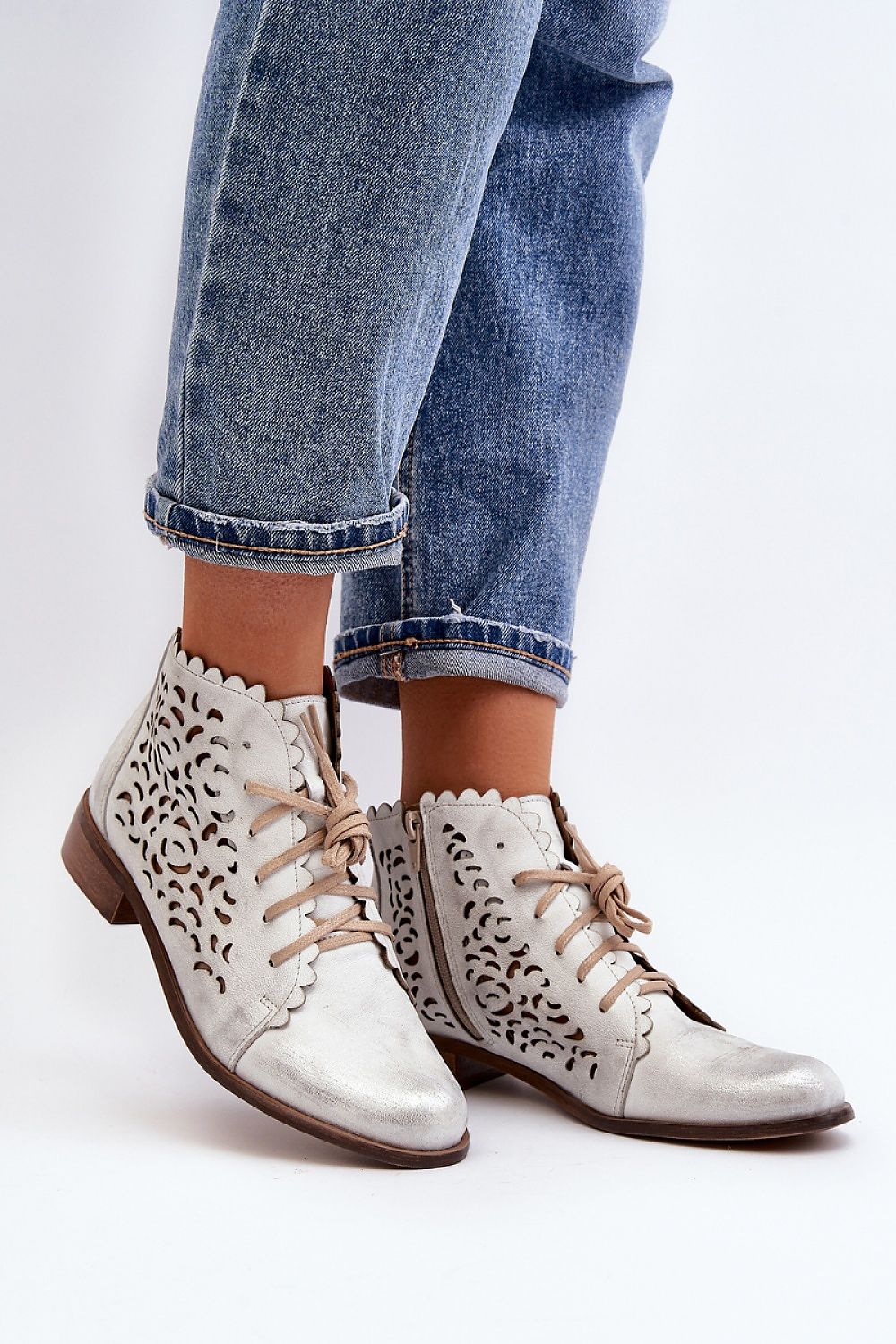  Laarsjes model 191868 Step in style 