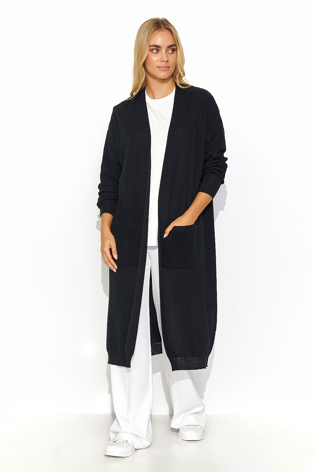  cardigan model 192457 Makadamia 