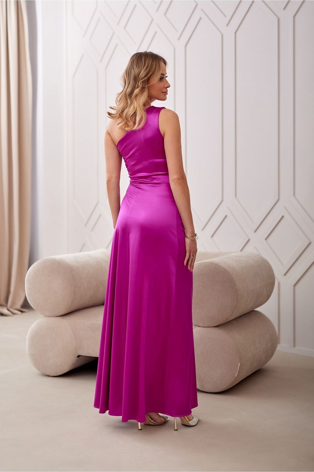  Avondjurk model 192548 Roco Fashion 