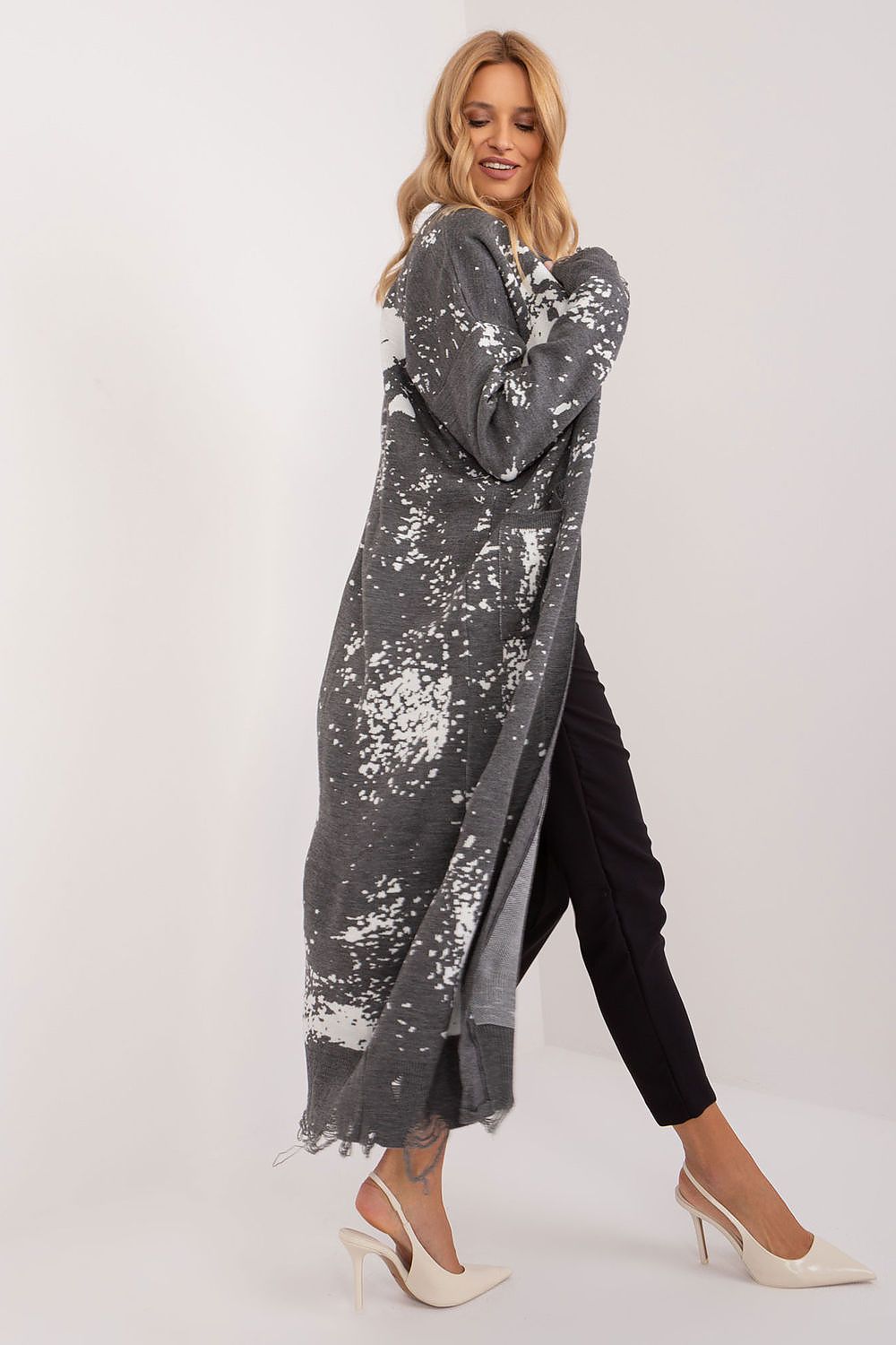  cardigan model 194215 Badu 