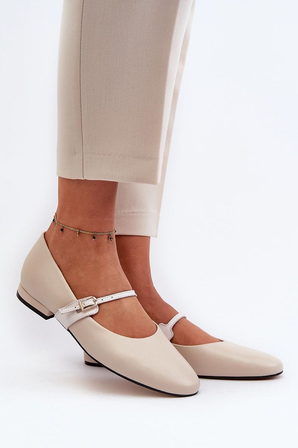  Ballerina\'s model 195739 Step in style 