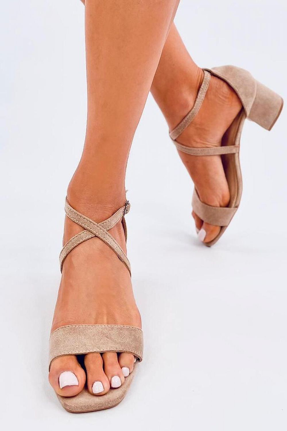  sandalen op hak model 196081 Inello 