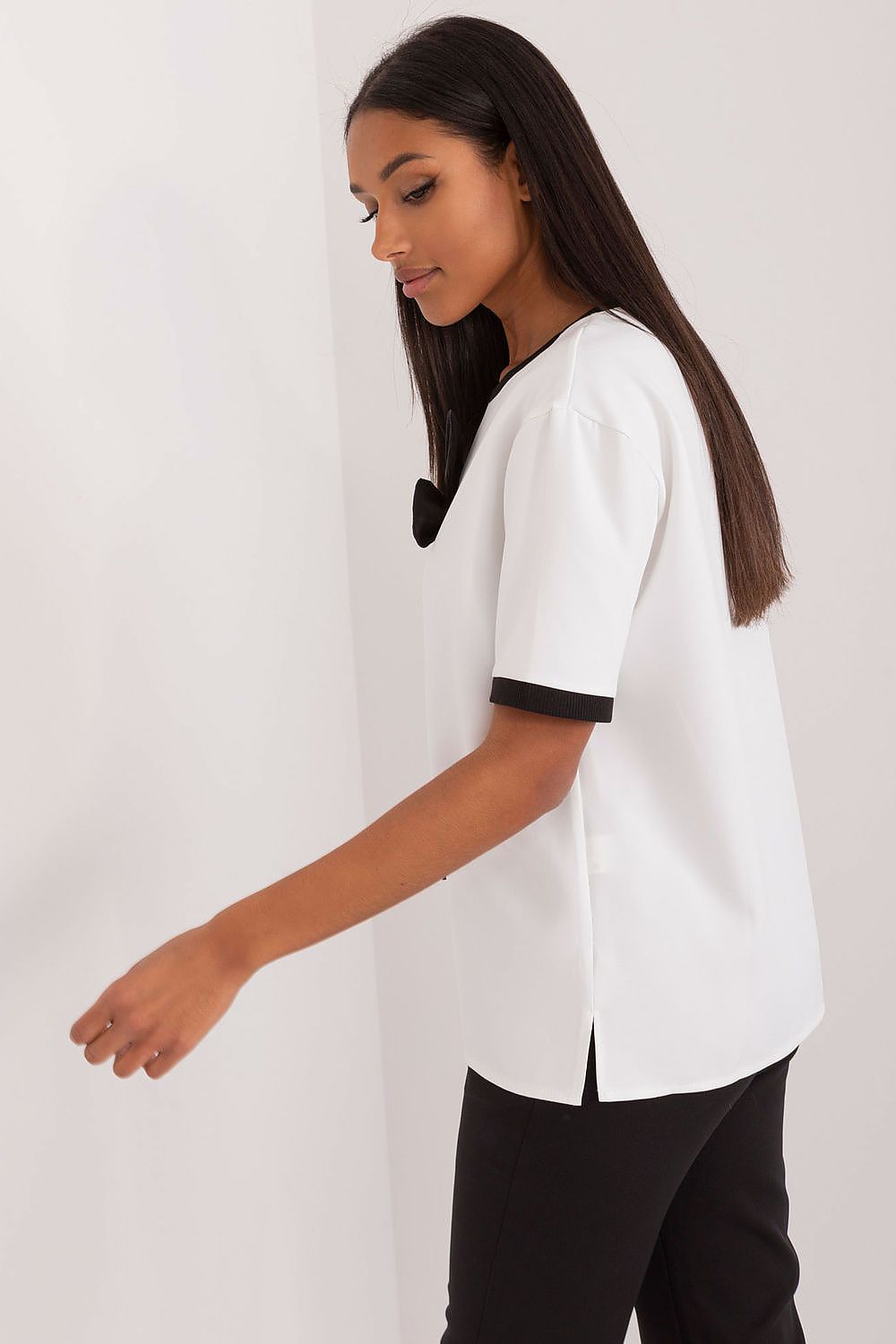  blouse model 197050 Lakerta 