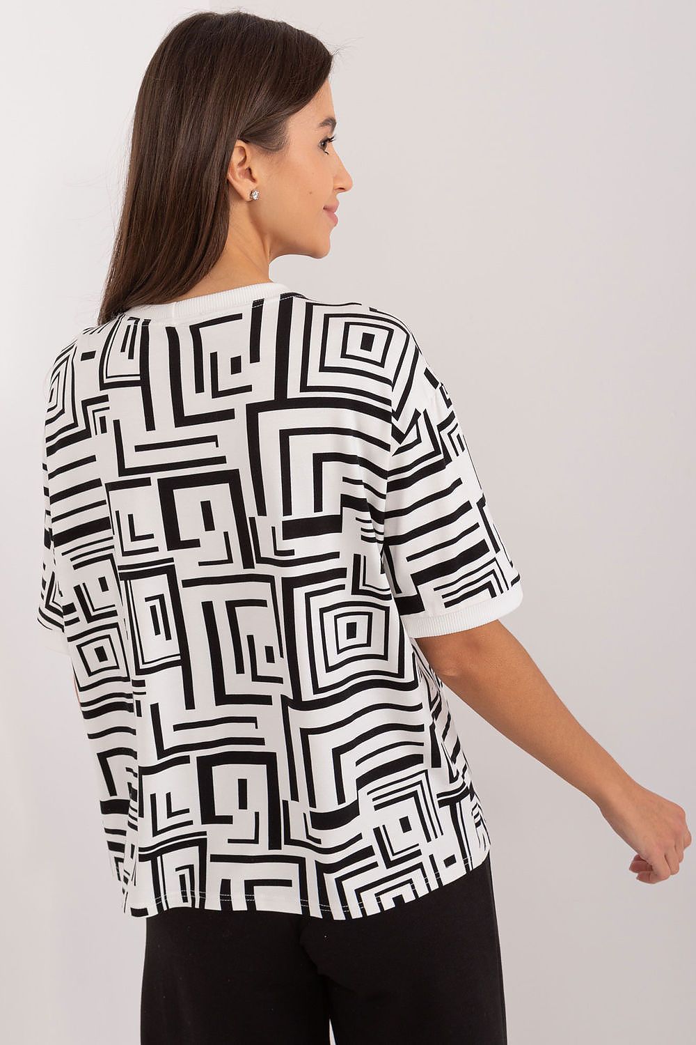  blouse model 197737 Lakerta 
