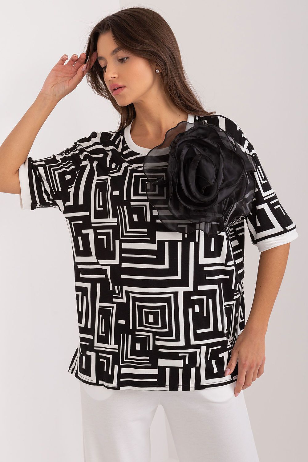  blouse model 197738 Lakerta 
