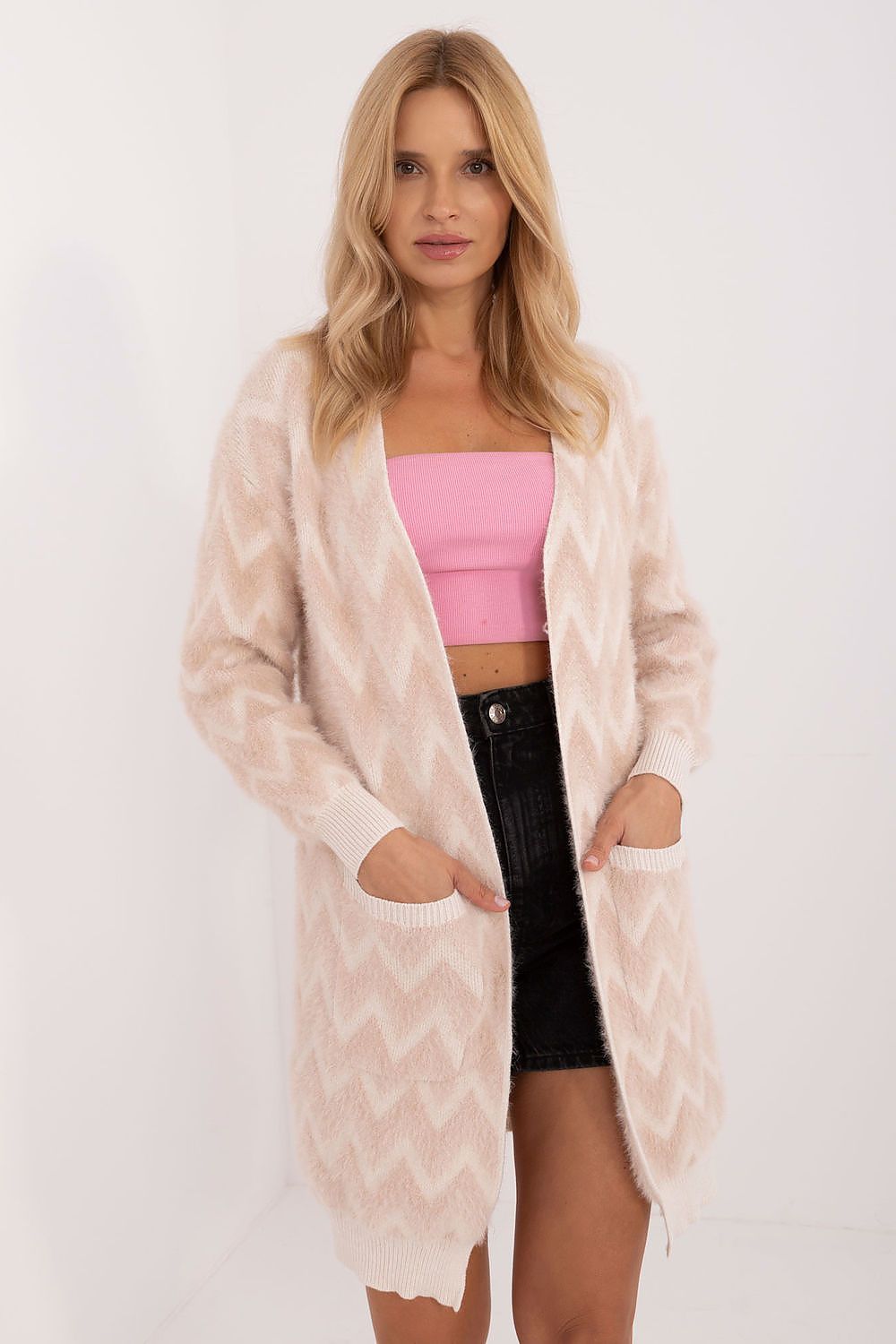  cardigan model 199547 AT 