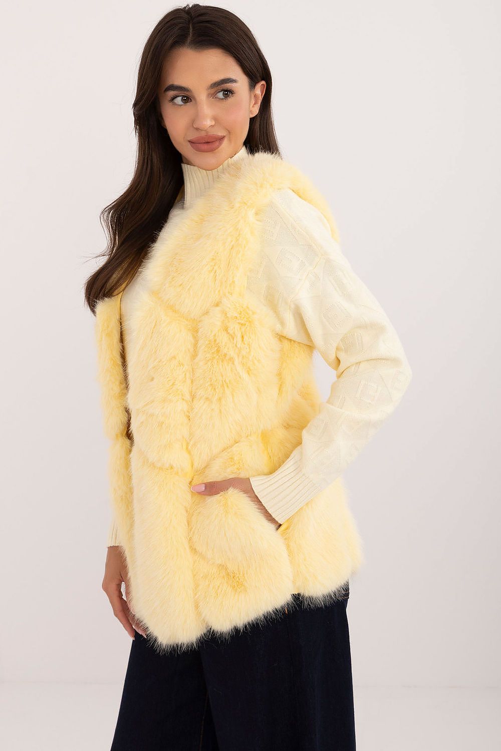  vest model 200536 AT 