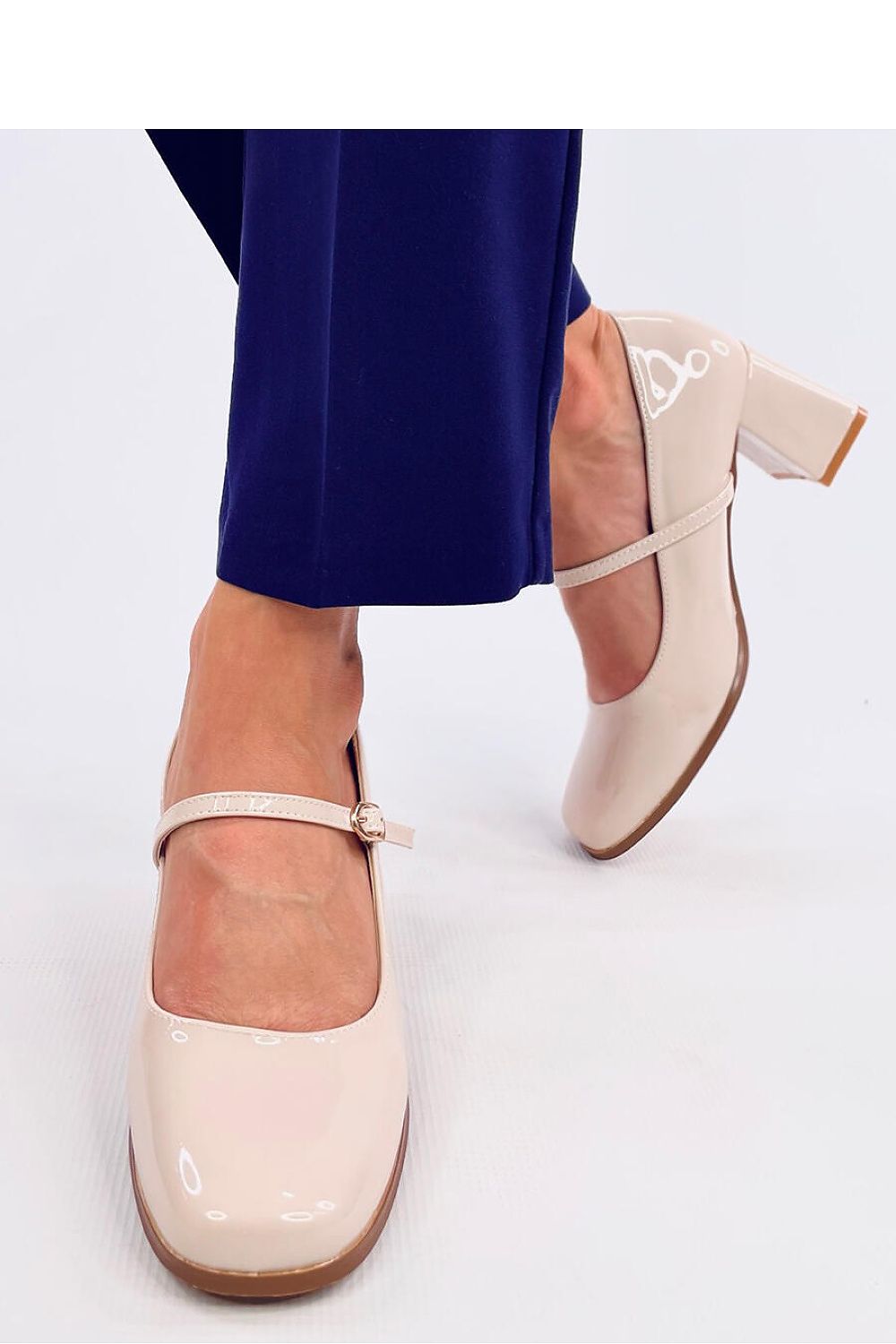  Pumps met dikke hak model 200690 Inello 
