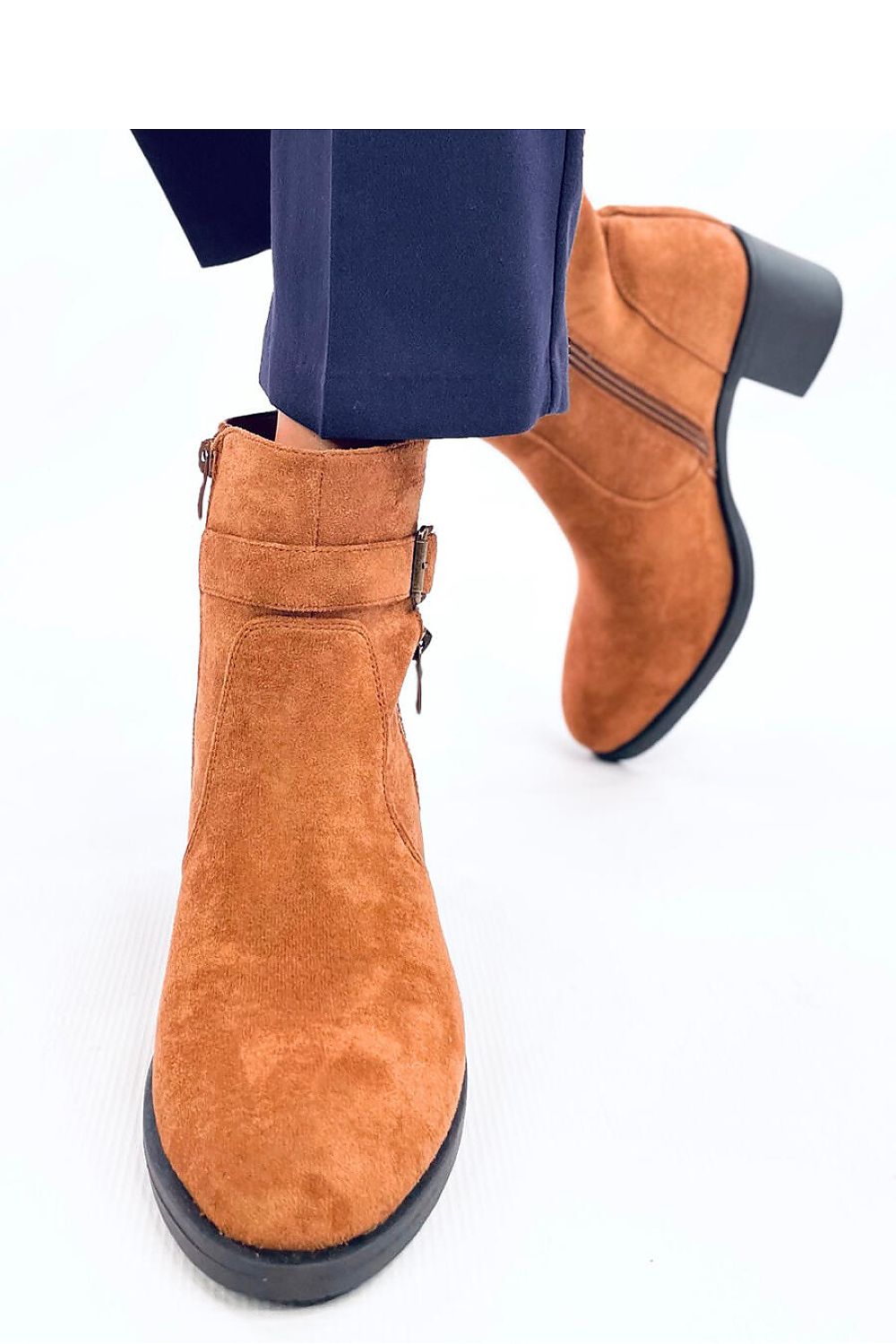  Laarsjes met hoge hak model 201386 Inello 