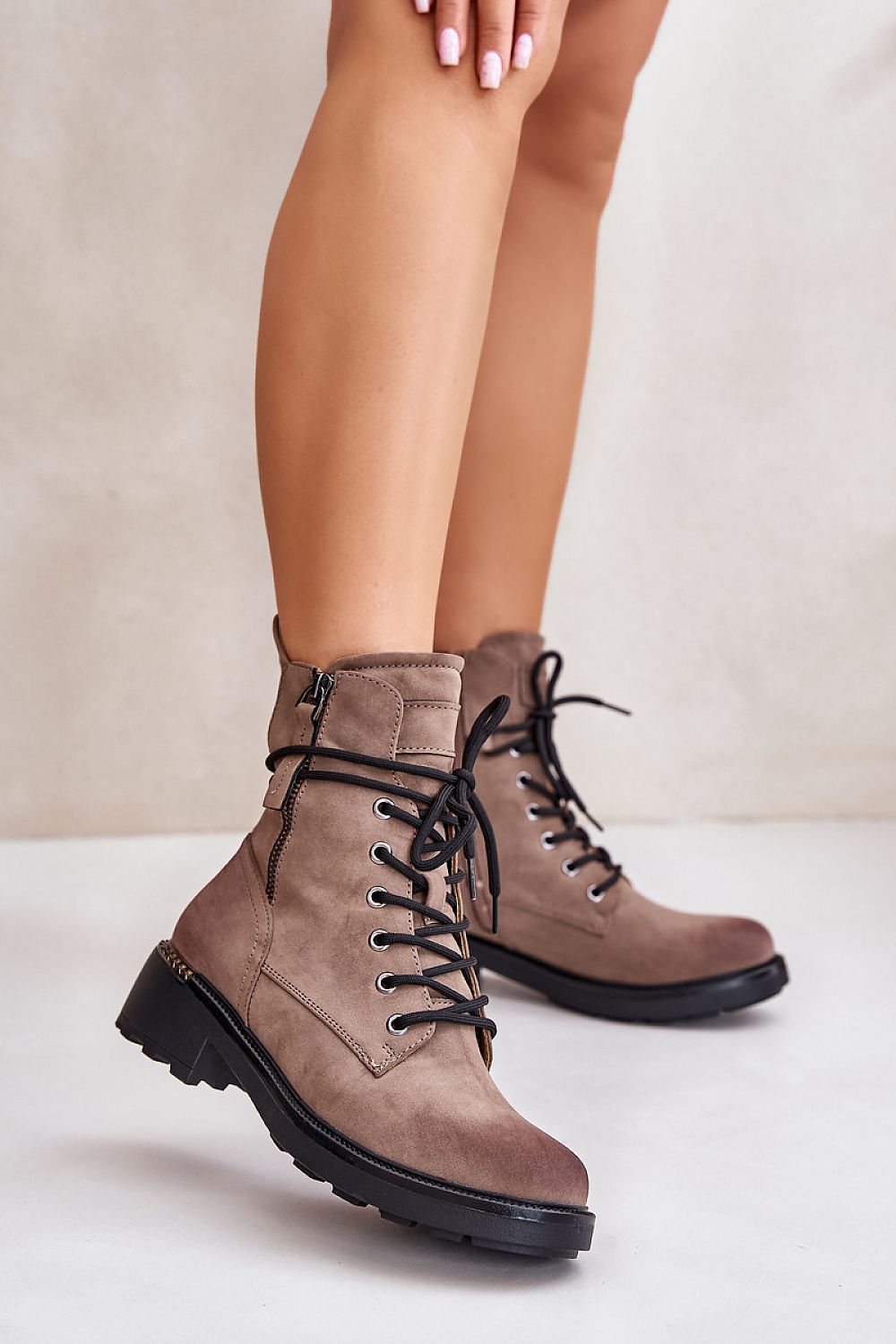  Laarsjes model 201914 Step in style 