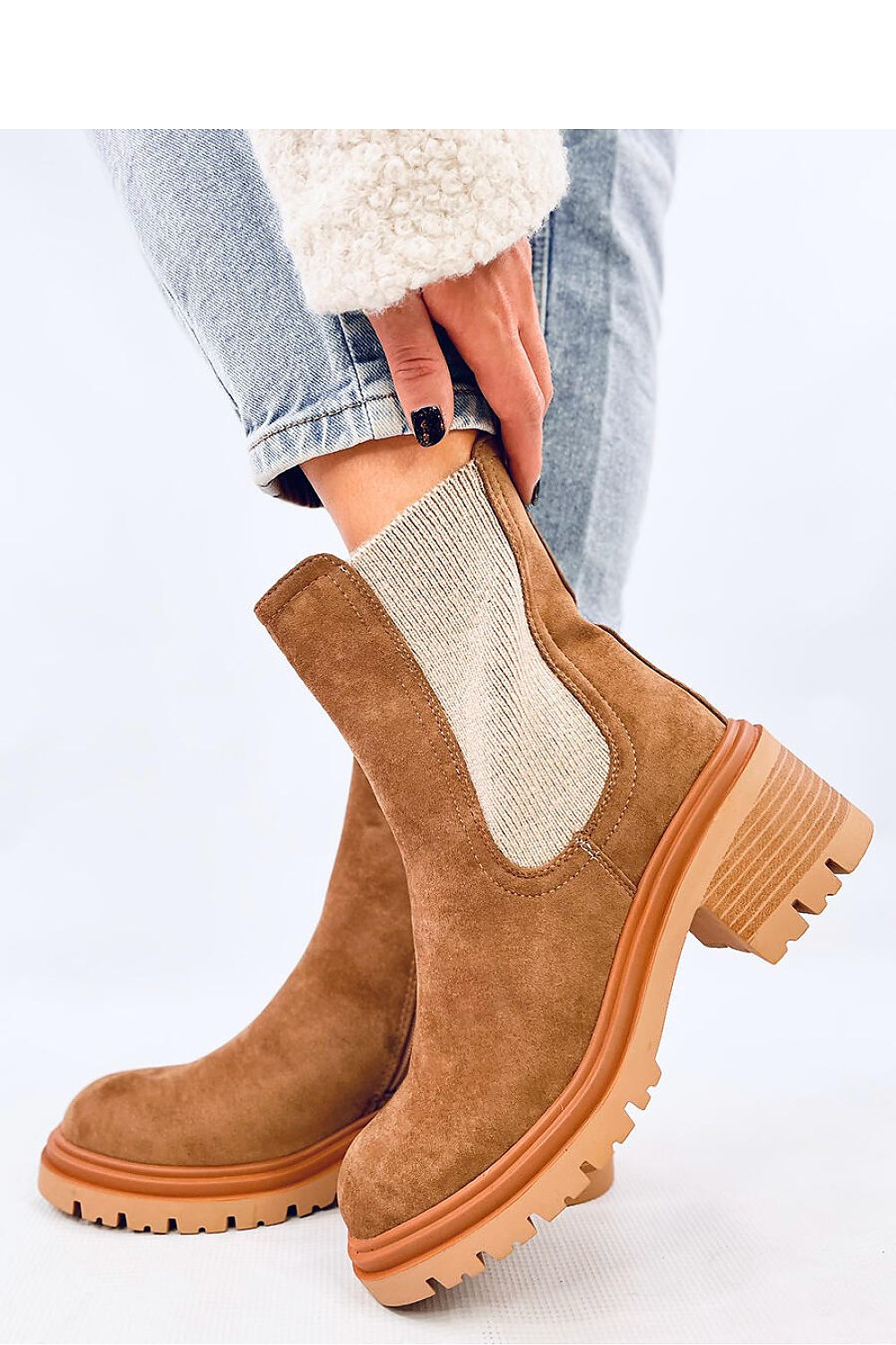  Chelsea boots model 201937 Inello 