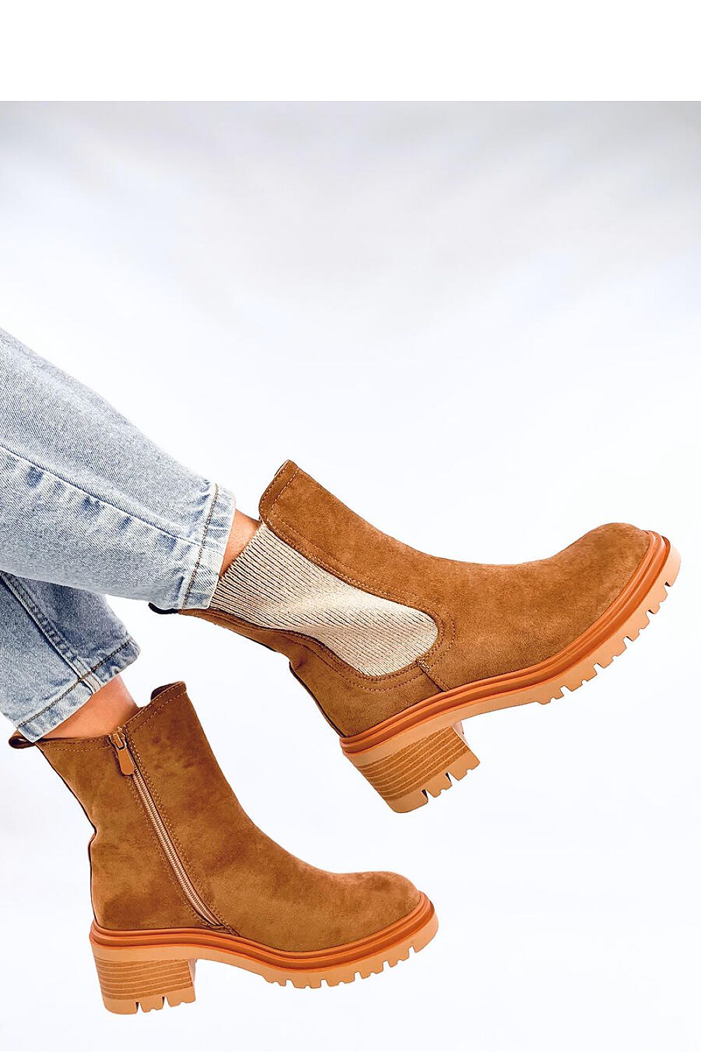  Chelsea boots model 201937 Inello 