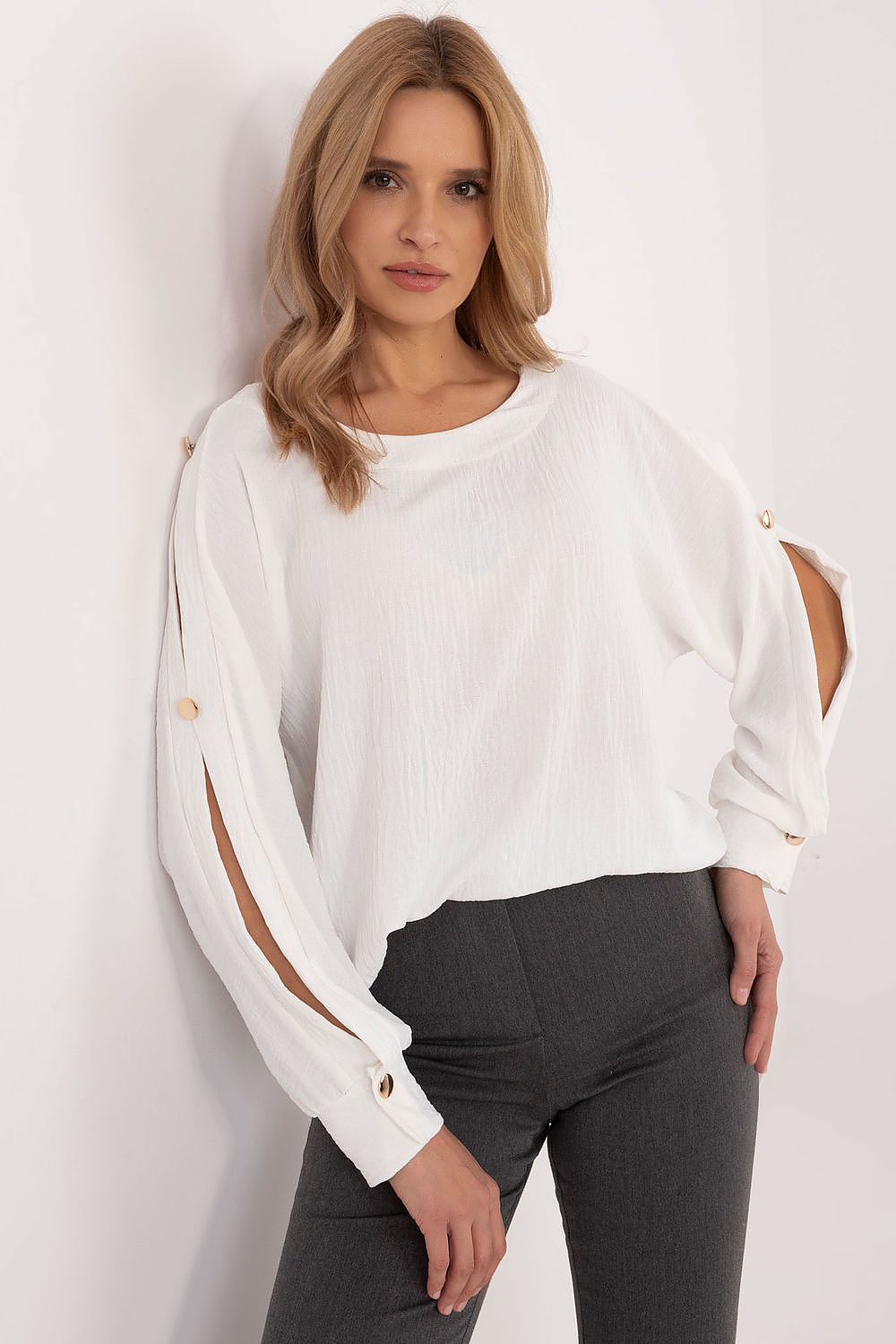  blouse model 203339 Italy Moda 