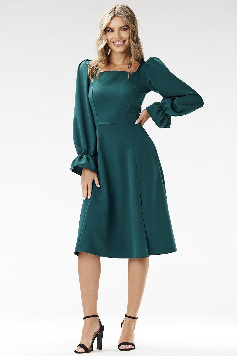  Formele jurk model 204268 awama 