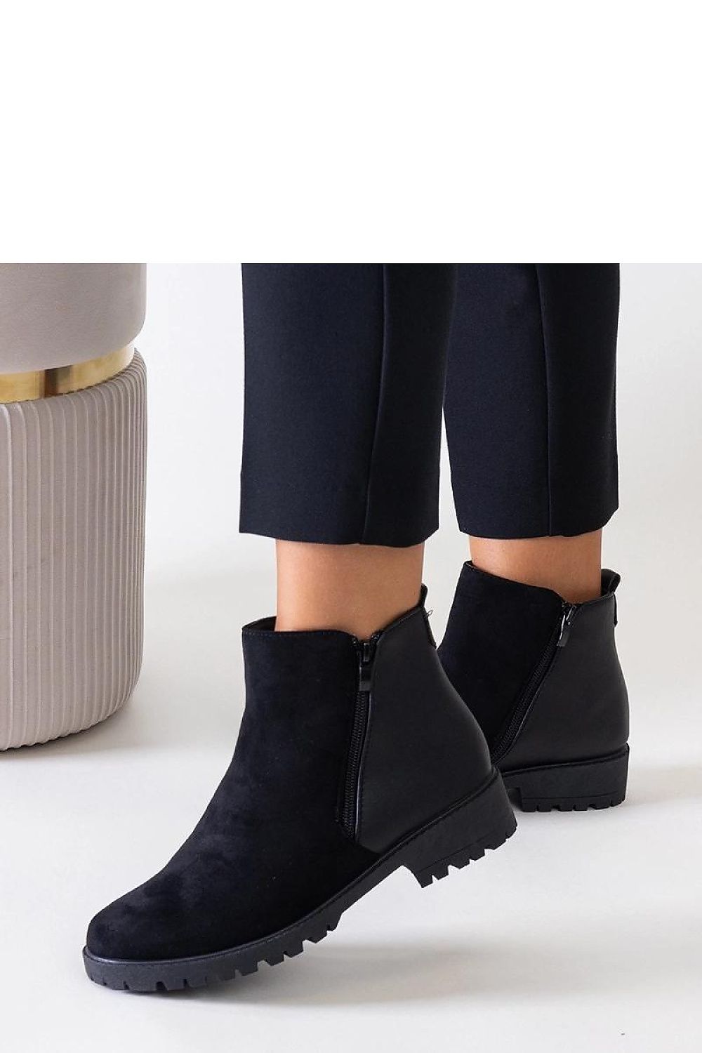  Laarsjes model 204572 Solea 