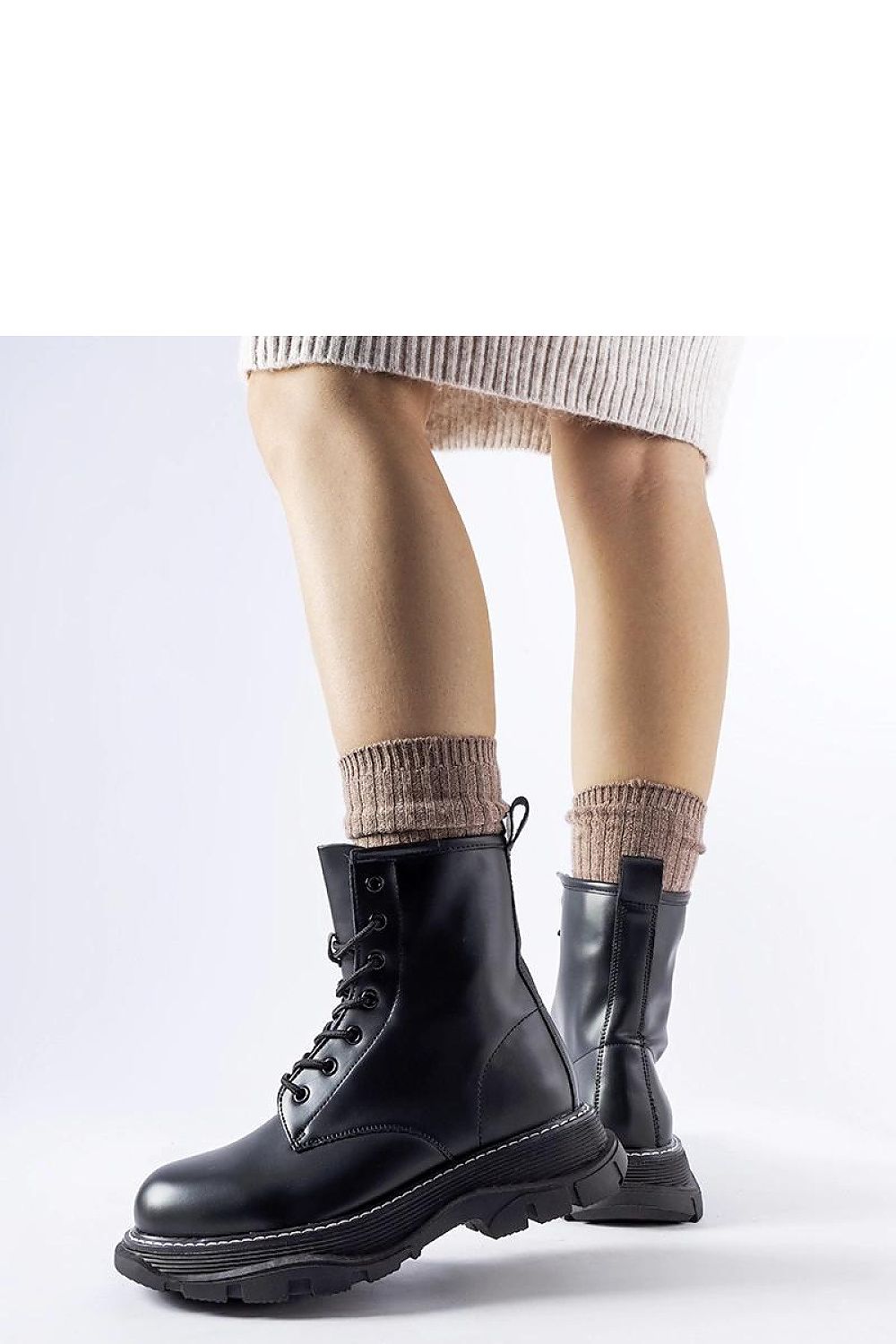  Laarsjes model 204585 Solea 