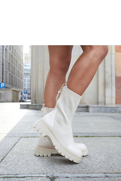  Laarsjes model 204605 Solea 