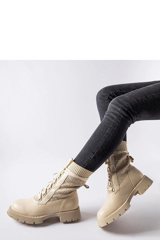  Laarsjes model 204606 Solea 