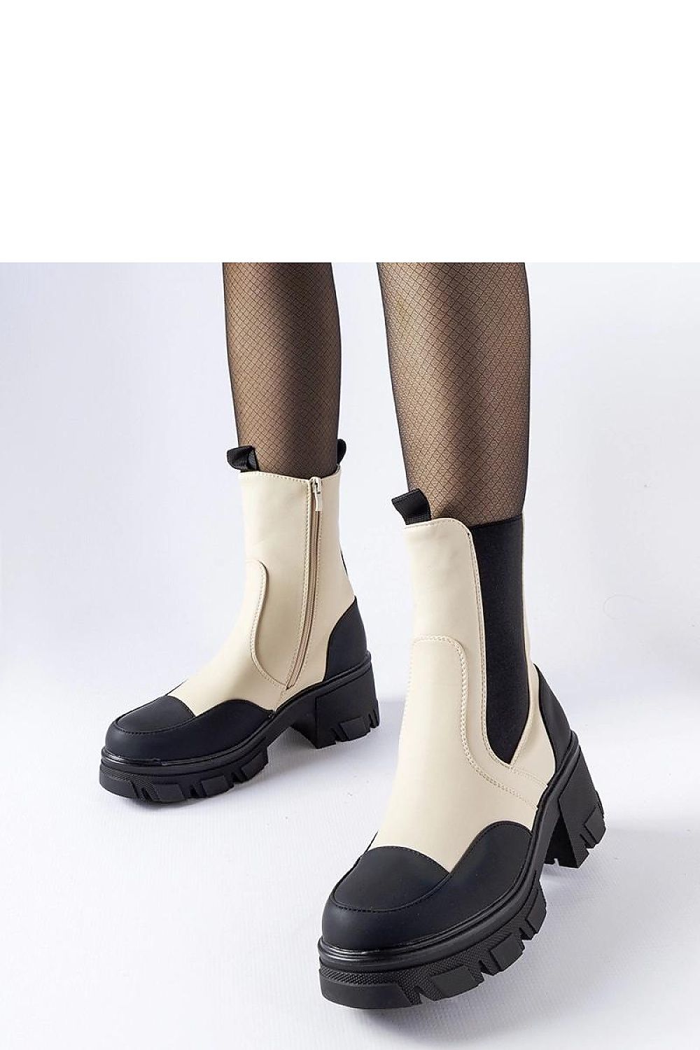  Laarsjes model 204608 Solea 