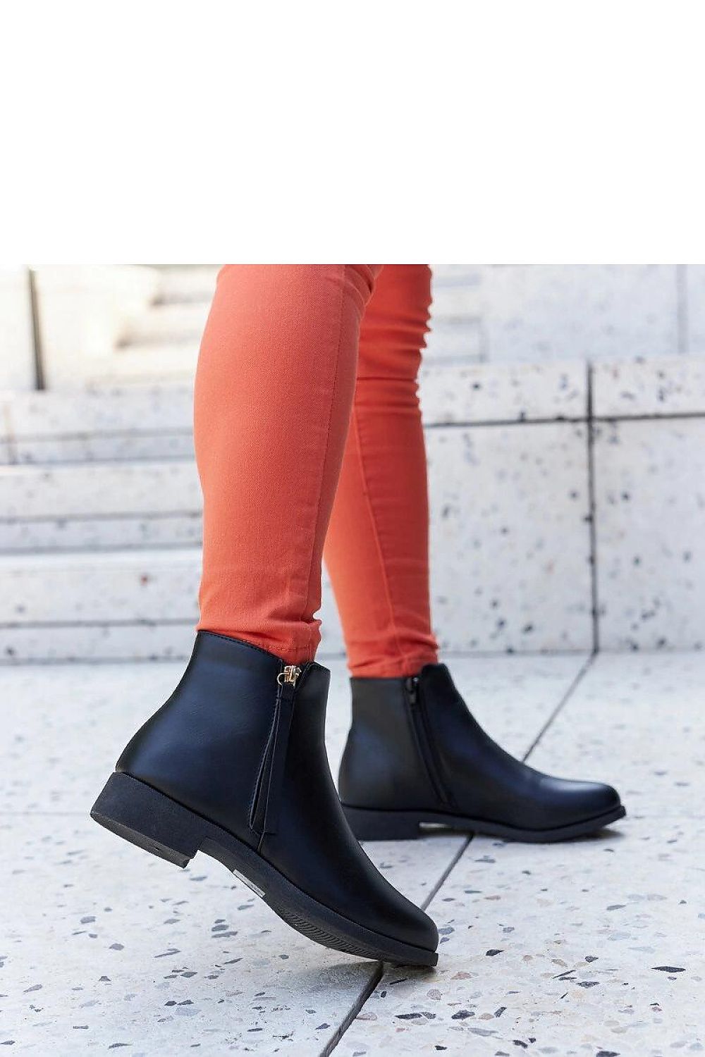  Laarsjes model 204611 Solea 