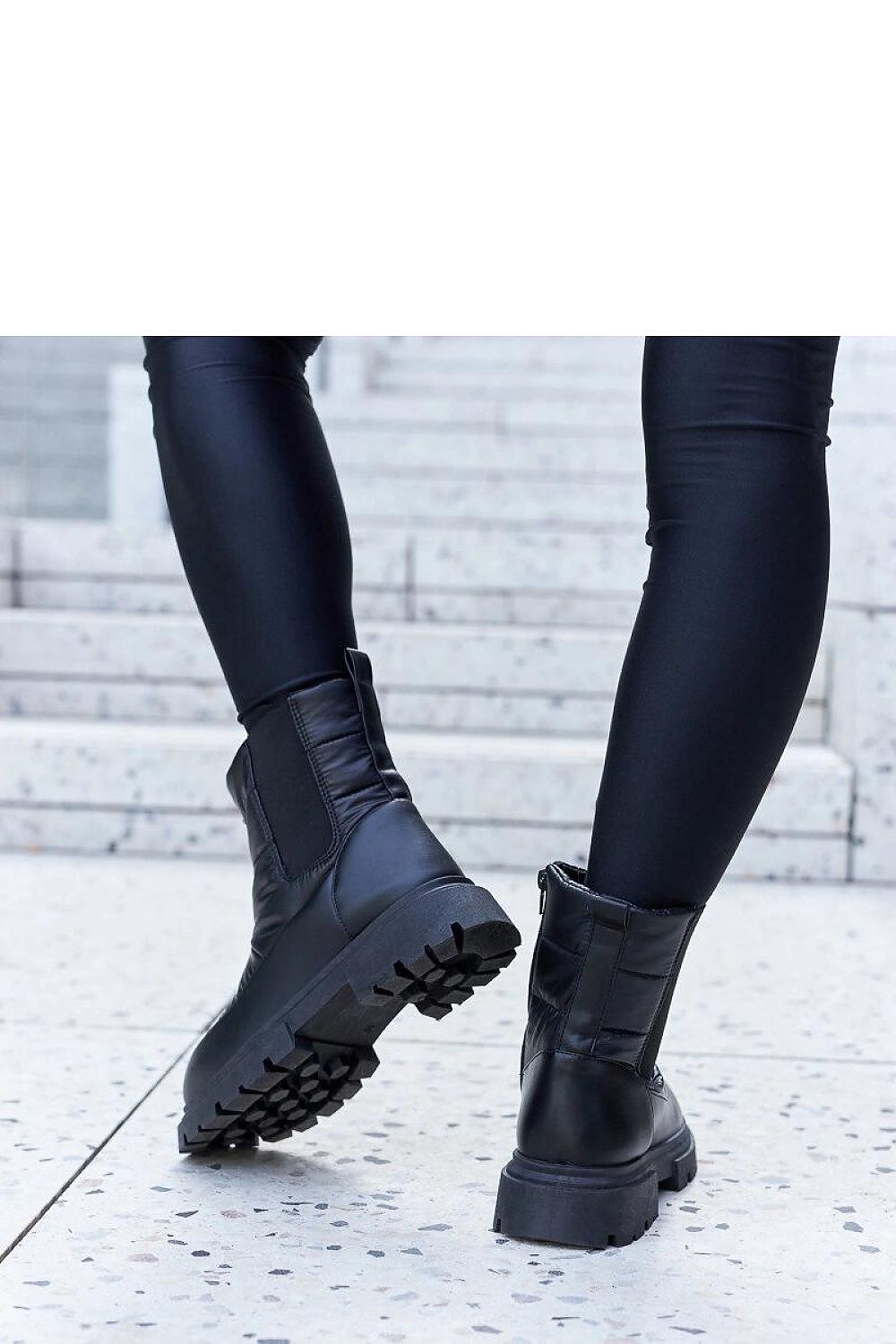  Laarsjes model 204612 Solea 